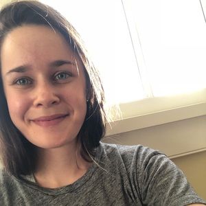 Meet your Posher, Lily